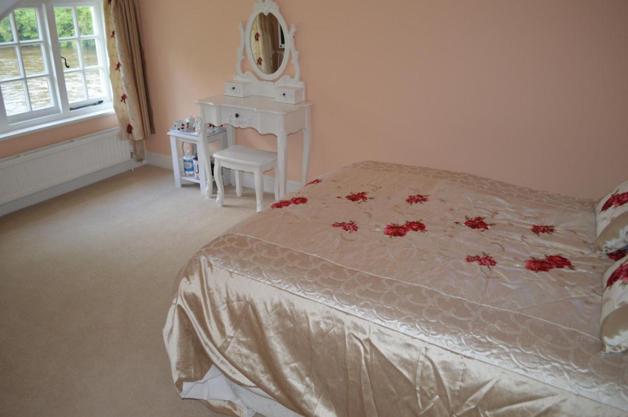 Pwll-Y-Faedda Bed & Breakfast 比尔斯韦尔斯 外观 照片